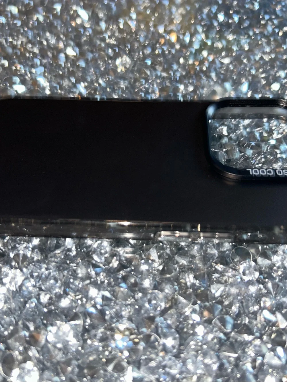iPhone 15 pro Black Protective Phone Case - Sleek Matte Finish
